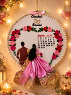 INFINITY CREATIONS Personalized 3D Engagement Heart Wreath Hoop | Custom Couple Names & Date Gift