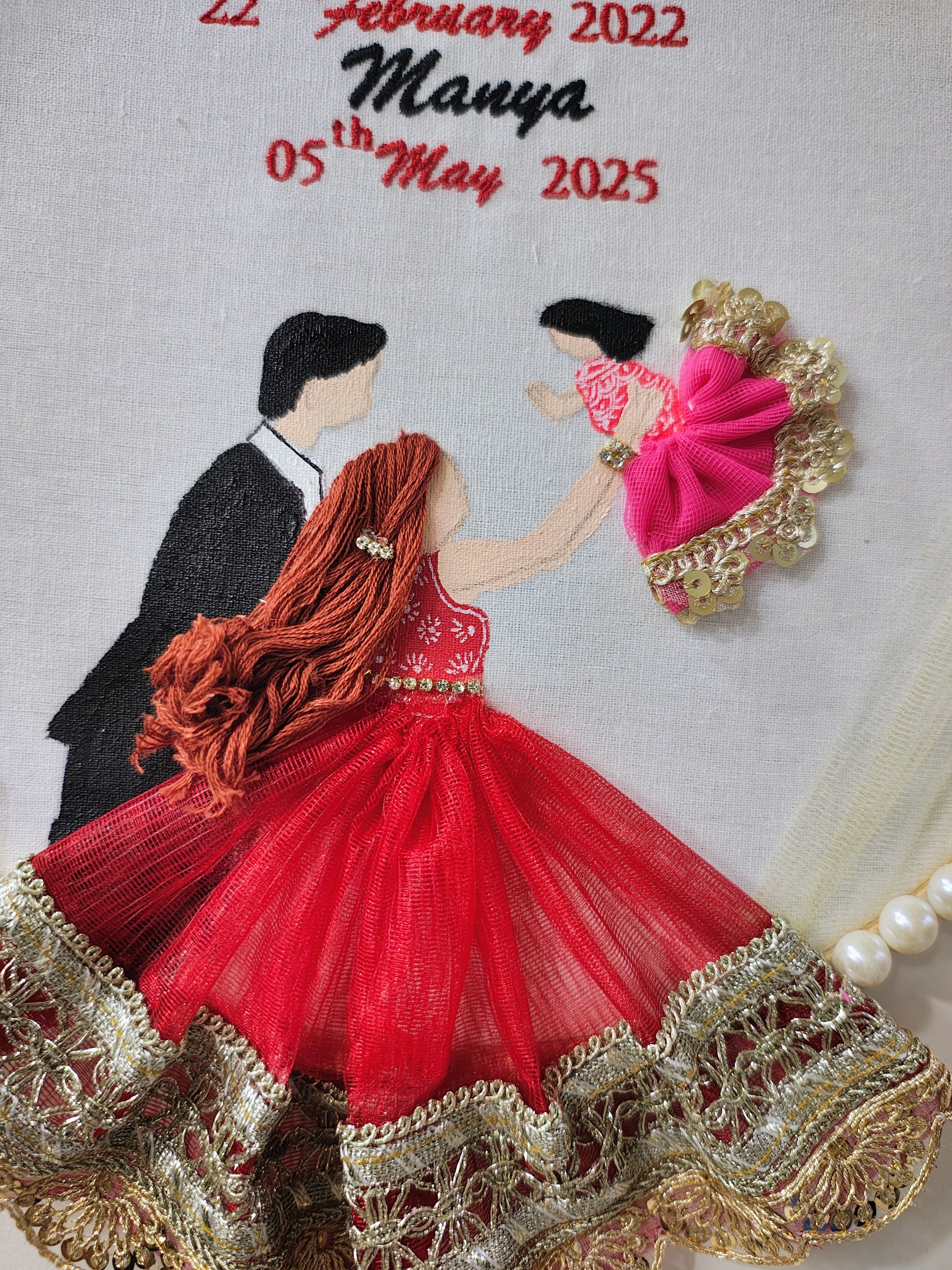 INFINITY CREATIONS Personalized 3D Family Hoop | Custom Parents & Daughter Names Gift